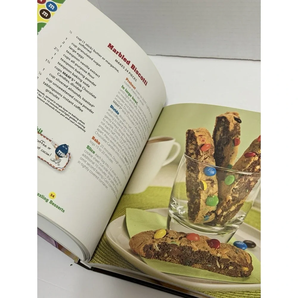 M&M's Fun Stuff Cookbook Chocolate Candy Desserts Kids Baking Color‎ Photos 2013